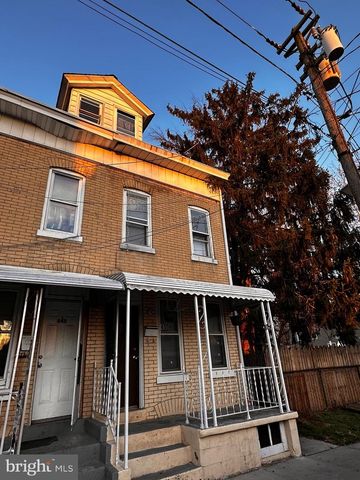 450 WHITTAKER AVE, Trenton, NJ 08611