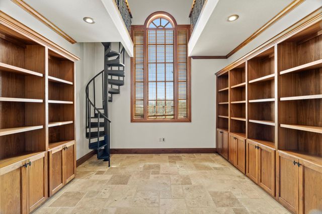 2180 La Ventana PKWY, Driftwood, TX 78619