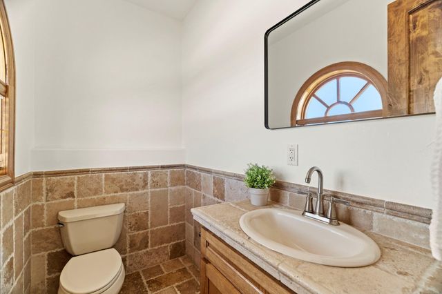 2180 La Ventana PKWY, Driftwood, TX 78619