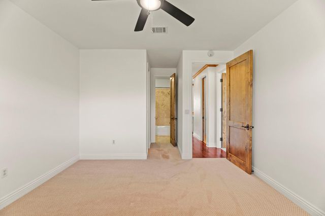 2180 La Ventana PKWY, Driftwood, TX 78619