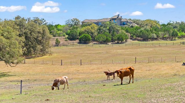 2180 La Ventana PKWY, Driftwood, TX 78619