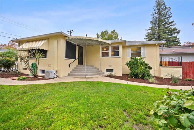 317 Fern St, Roseville, CA 95678