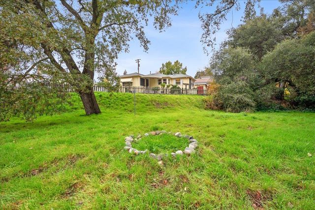 317 Fern St, Roseville, CA 95678