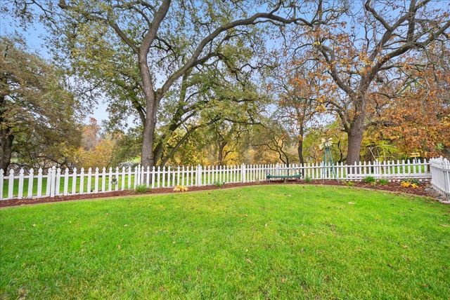 317 Fern St, Roseville, CA 95678