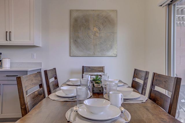 1301 E VISTA ROJA PL, Washington, UT 84780