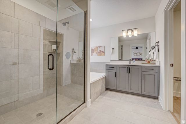 1301 E VISTA ROJA PL, Washington, UT 84780