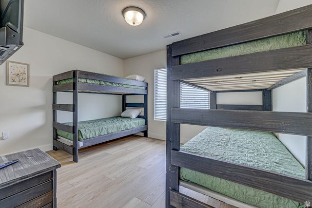 1301 E VISTA ROJA PL, Washington, UT 84780