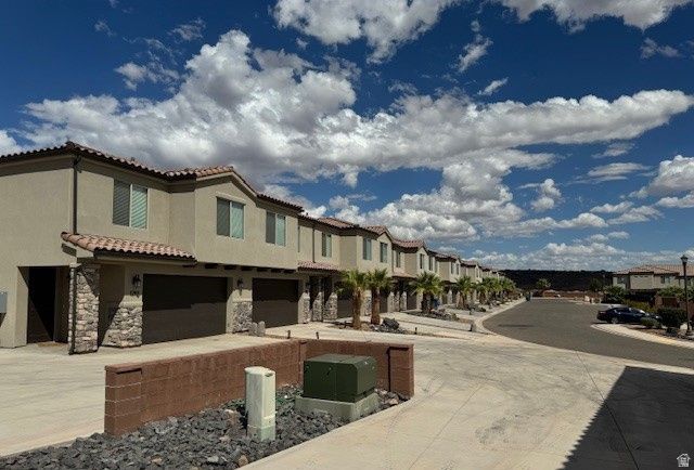 1301 E VISTA ROJA PL, Washington, UT 84780