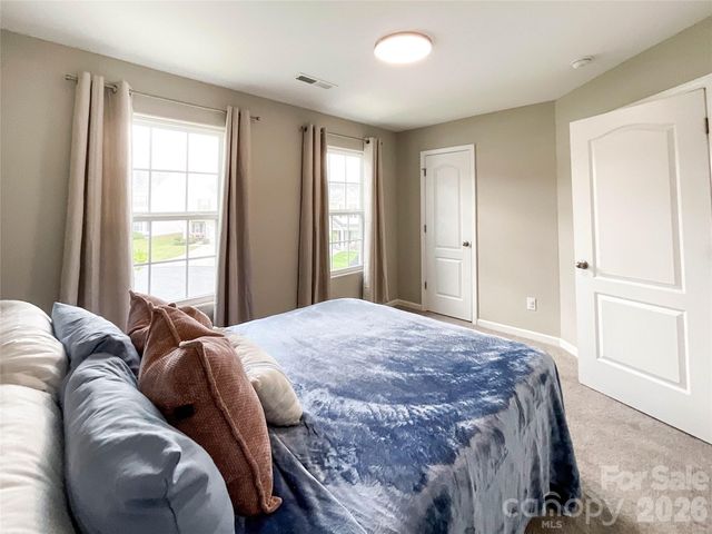 3005 Chatuge Court, Charlotte, NC 28214