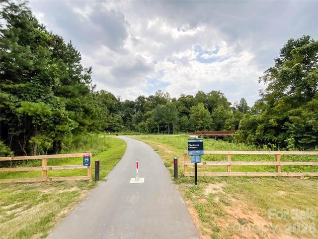 3005 Chatuge Court, Charlotte, NC 28214