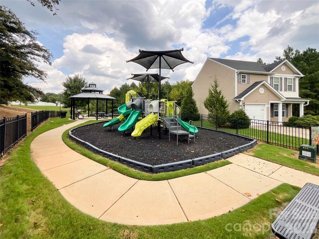 3005 Chatuge Court, Charlotte, NC 28214
