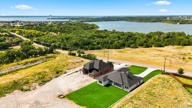 2140 Gage Road, Lavon, TX 75166