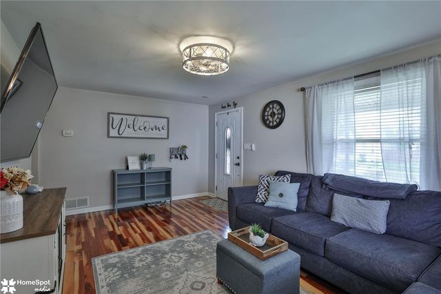 2310 East Woodlawn Street, Allentown City, PA 18109