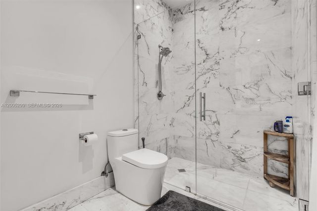 230 W Mcintyre St, Key Biscayne, FL 33149