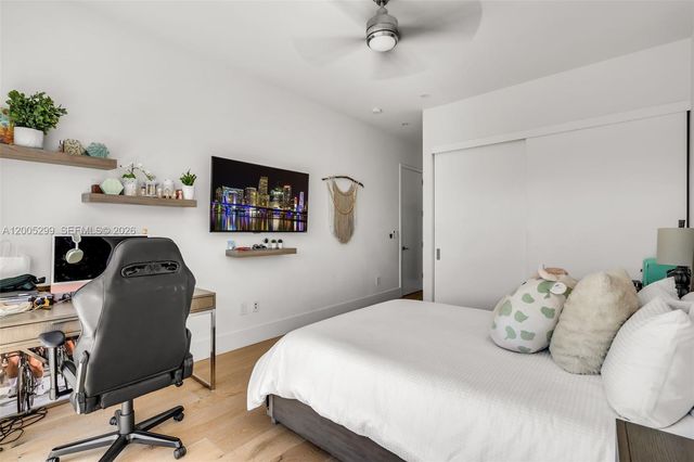 230 W Mcintyre St, Key Biscayne, FL 33149