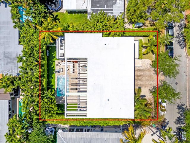 230 W Mcintyre St, Key Biscayne, FL 33149