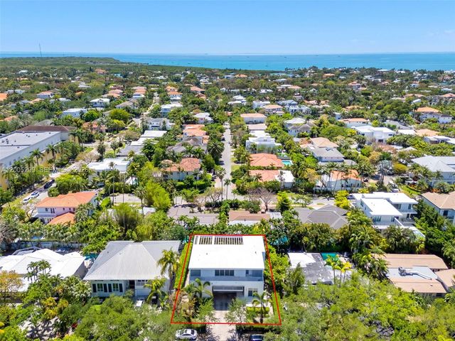 230 W Mcintyre St, Key Biscayne, FL 33149