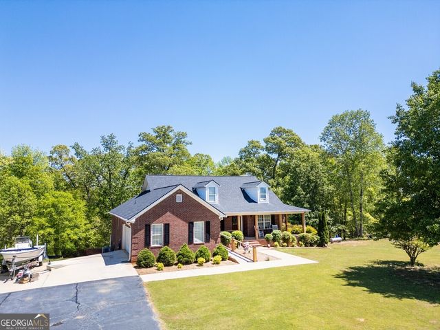 637 Lakeview Drive, Newborn, GA 30056