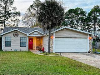 2105 Seagrape Drive, Navarre, FL 32566