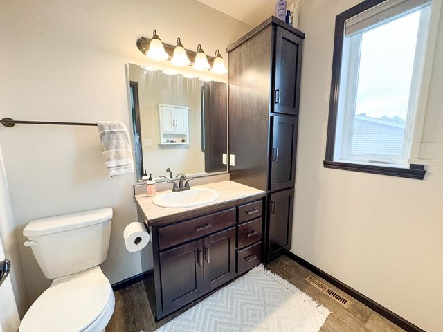 4551 15th Street S, Moorhead, MN 56560