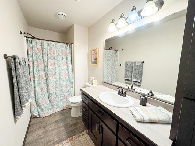 4551 15th Street S, Moorhead, MN 56560