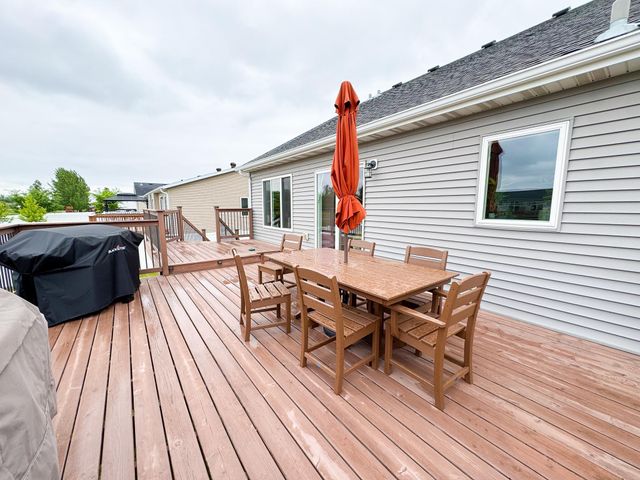 4551 15th Street S, Moorhead, MN 56560