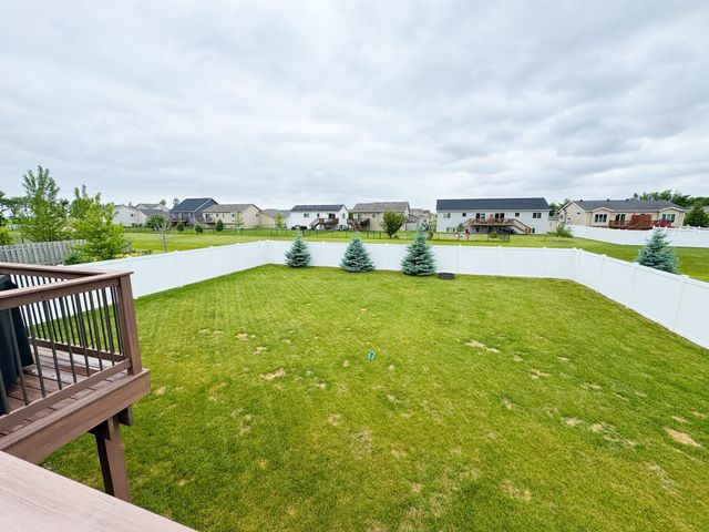 4551 15th Street S, Moorhead, MN 56560
