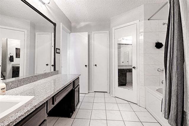 923 Courtney Dr., Mesquite, TX 75150