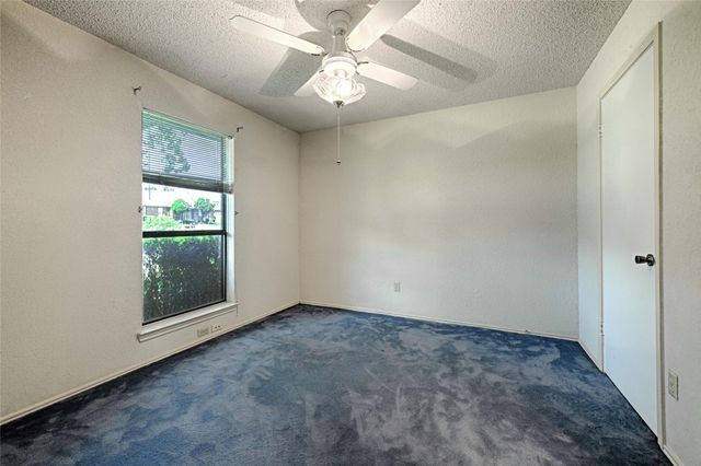 923 Courtney Dr., Mesquite, TX 75150