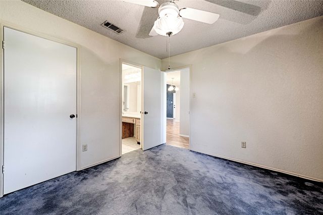 923 Courtney Dr., Mesquite, TX 75150