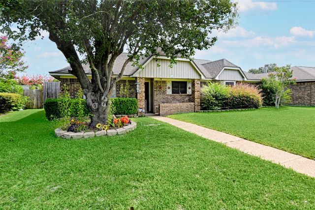 923 Courtney Dr., Mesquite, TX 75150