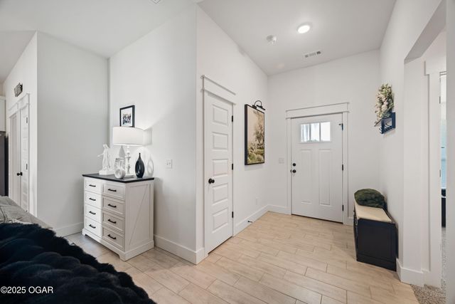 313 Molly Dean Drive, Duenweg, MO 64841