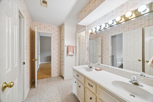 5623 Spring Lodge Drive, Houston, TX 77345