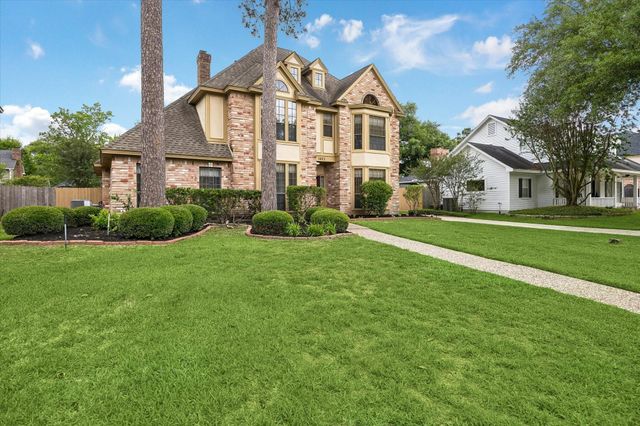 5623 Spring Lodge Drive, Houston, TX 77345