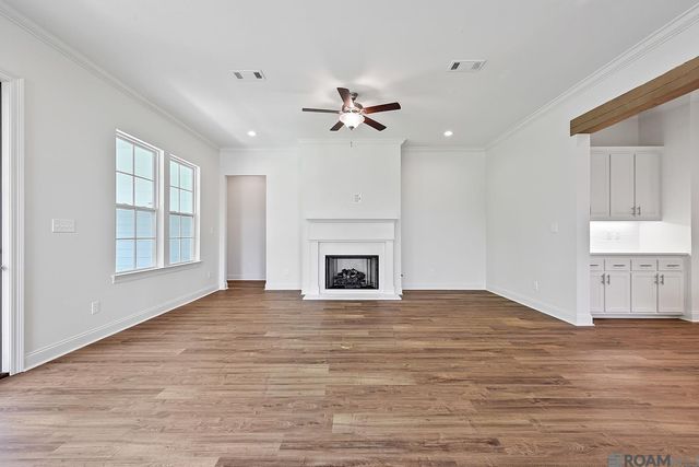 8643 Greenbrier Cove Rd, Baton Rouge, LA 70817