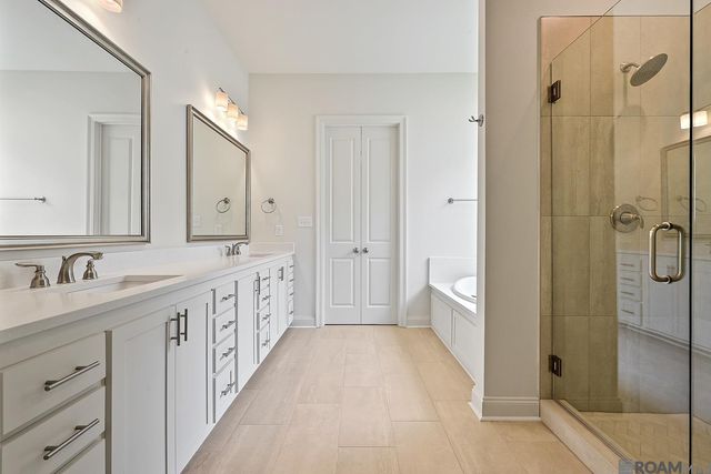 8643 Greenbrier Cove Rd, Baton Rouge, LA 70817