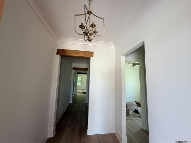 8643 Greenbrier Cove Rd, Baton Rouge, LA 70817