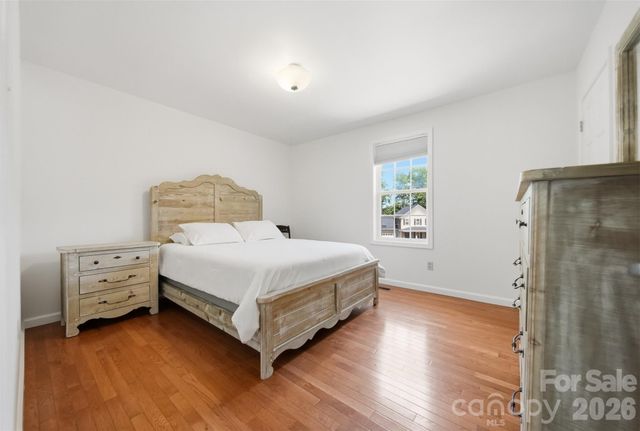 4536 Kings Court, Hickory, NC 28602