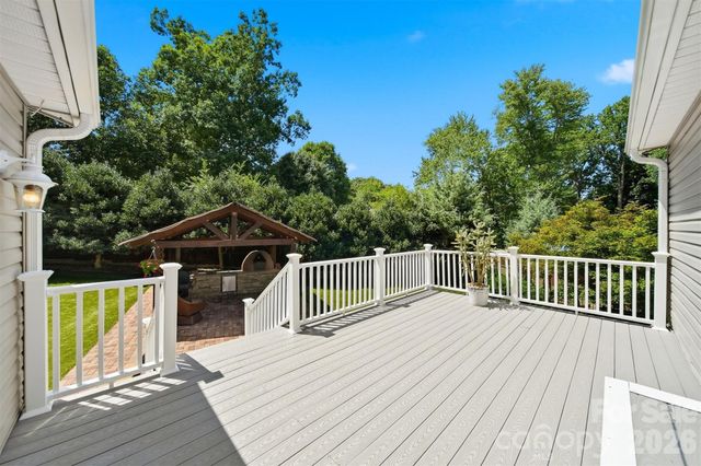 4536 Kings Court, Hickory, NC 28602