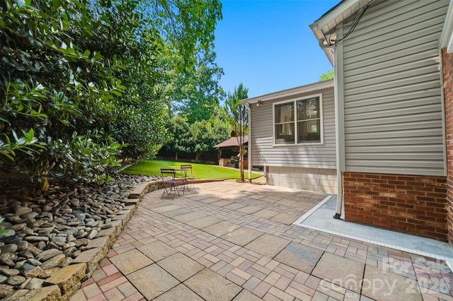 4536 Kings Court, Hickory, NC 28602