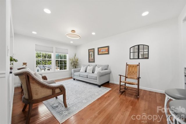 4536 Kings Court, Hickory, NC 28602
