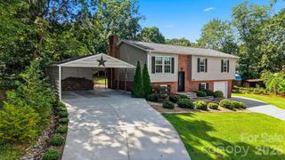 4536 Kings Court, Hickory, NC 28602