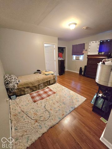 2441 N Goodlet Avenue, Indianapolis, IN 46222