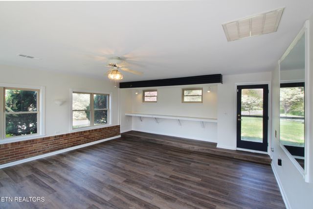 6148 Kirbury Lane, Knoxville, TN 37909