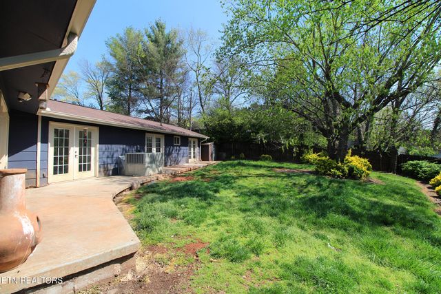 6148 Kirbury Lane, Knoxville, TN 37909