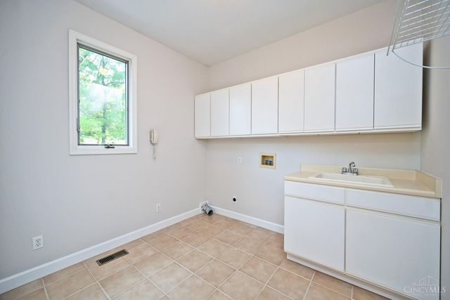 5474 Chancellor Lane, Hamilton Twp, OH 45152