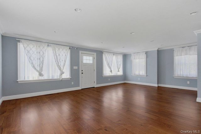 246 Tibbetts Road, Yonkers, NY 10705