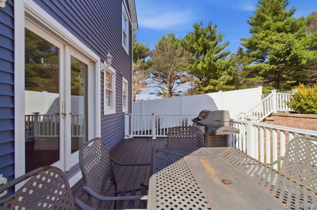 246 Tibbetts Road, Yonkers, NY 10705