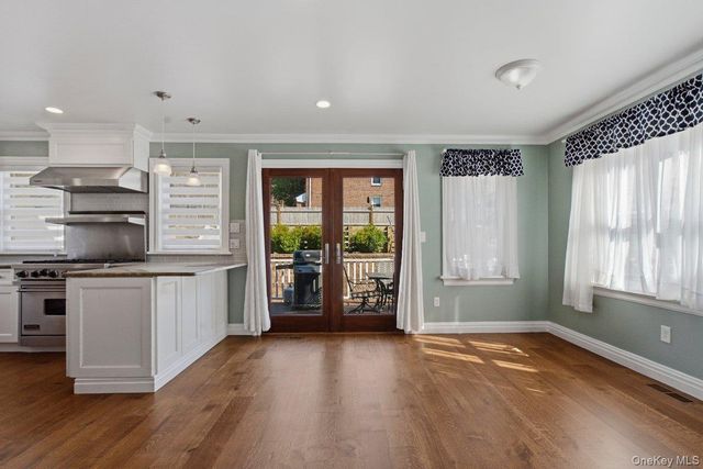246 Tibbetts Road, Yonkers, NY 10705