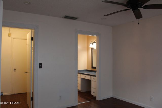 903 W Millard Court, Daytona Beach, FL 32117